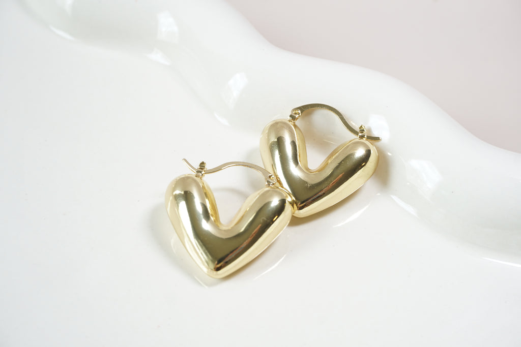 Big heart hoop